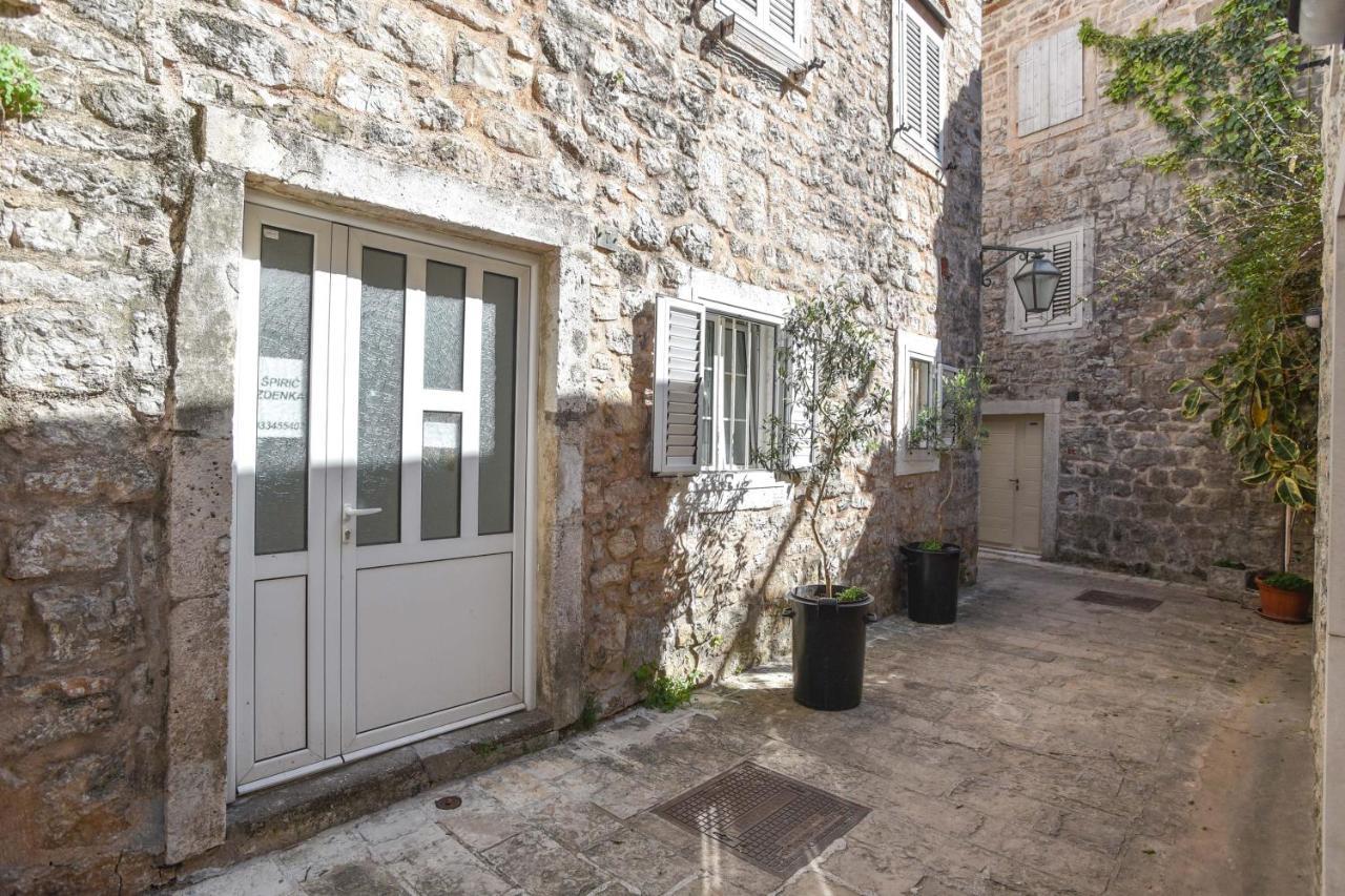 Sambra Old Town Apartment 부드바 외부 사진